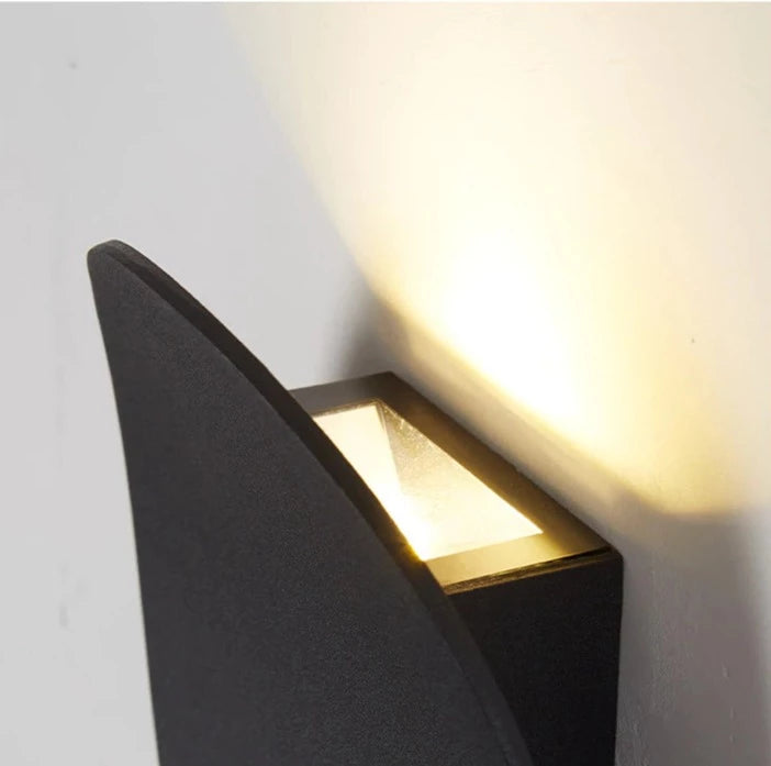 Cerchio Outdoor Sconce