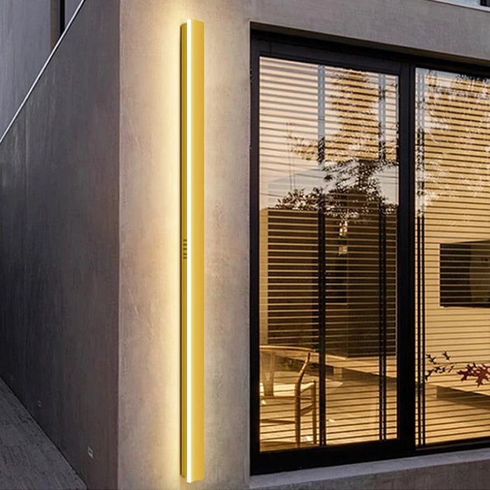 Pierre Outdoor Wall Light