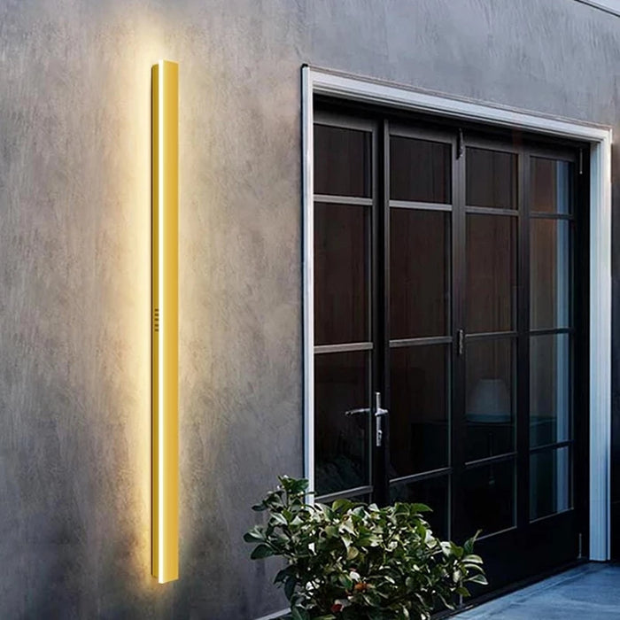 Pierre Outdoor Wall Light